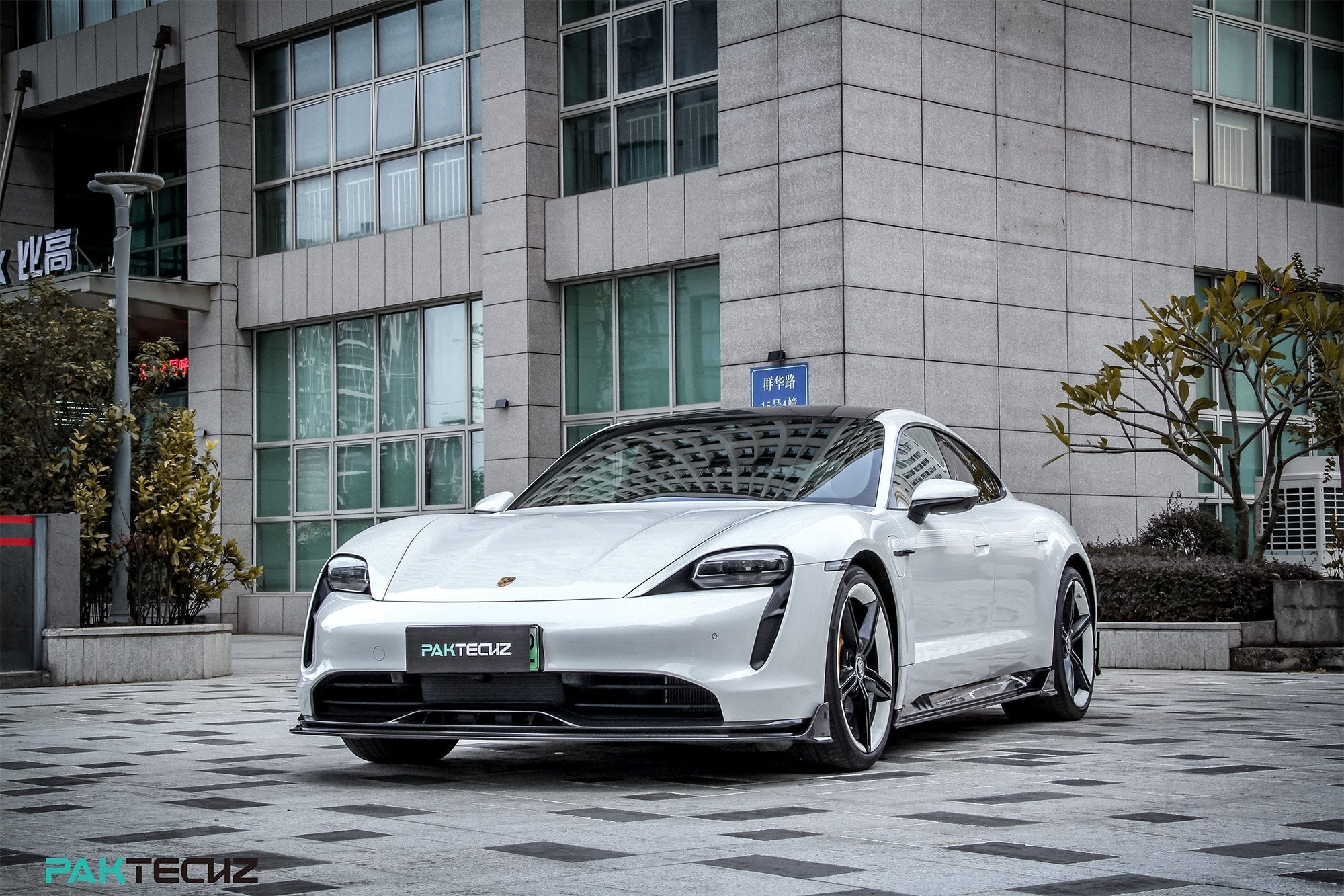 Porsche Taycan / Turismo Paktechz Full Dry Carbon Aerodynamics kit Aftermarket Carbon Fiber Part / Bodykit - Robot Bodykits