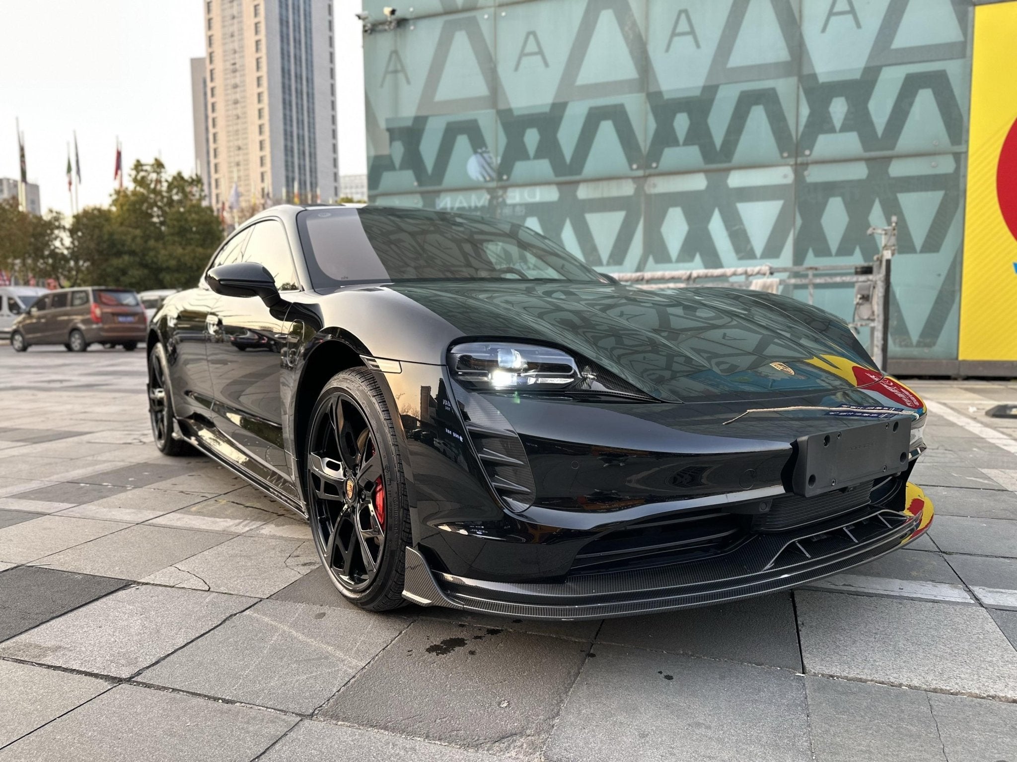 Porsche Taycan / Turismo Paktechz Full Dry Carbon Aerodynamics kit Aftermarket Carbon Fiber Part / Bodykit - Robot Bodykits