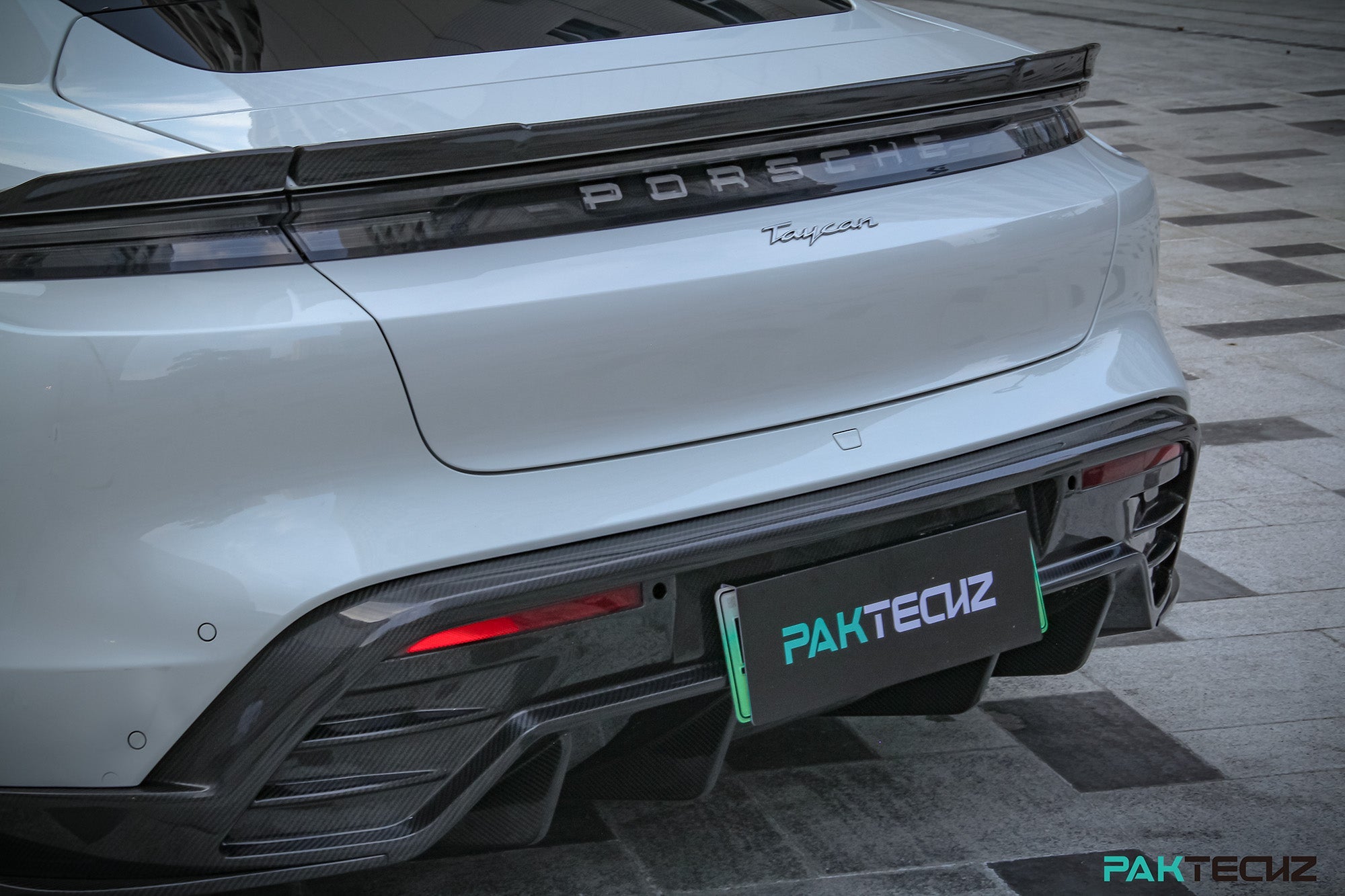 Porsche Taycan / Turismo Paktechz Full Dry Carbon Aerodynamics kit Aftermarket Carbon Fiber Part / Bodykit - Robot Bodykits