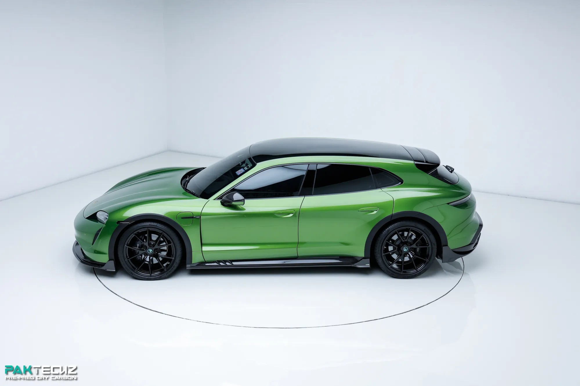 Porsche Taycan / Turismo Paktechz Full Dry Carbon Aerodynamics kit Aftermarket Carbon Fiber Part / Bodykit - Robot Bodykits