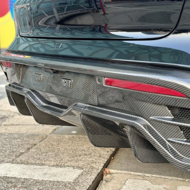 Porsche Taycan / Turismo Paktechz Full Dry Carbon Aerodynamics kit Aftermarket Carbon Fiber Part / Bodykit - Robot Bodykits