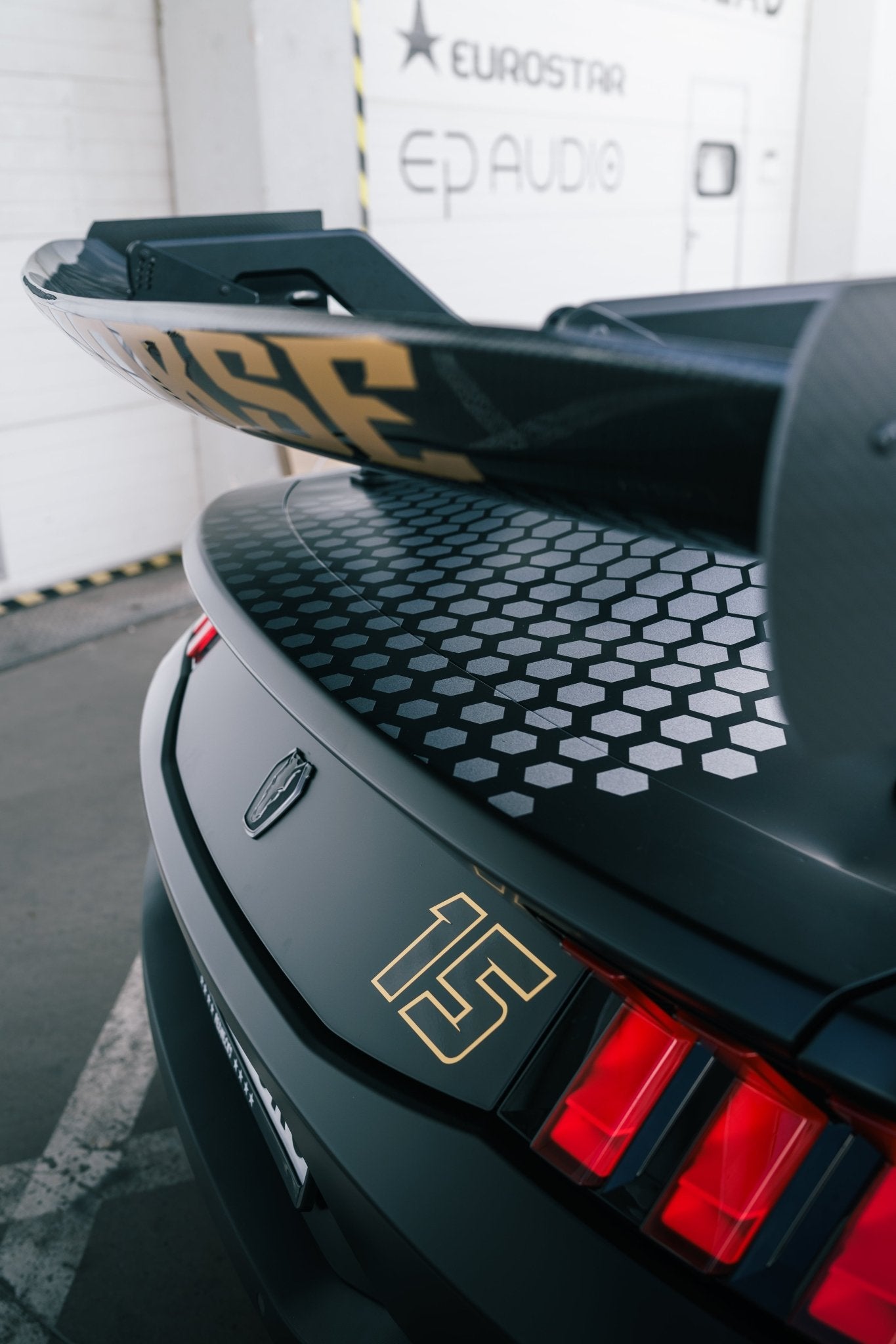RBT GT4 Style Dry - Carbon Fibre Rear Spoiler for Ford Mustang S550.1 - S550.2 & 2024+ Models Aftermarket Carbon Fiber Part / Bodykit - Robot Bodykits