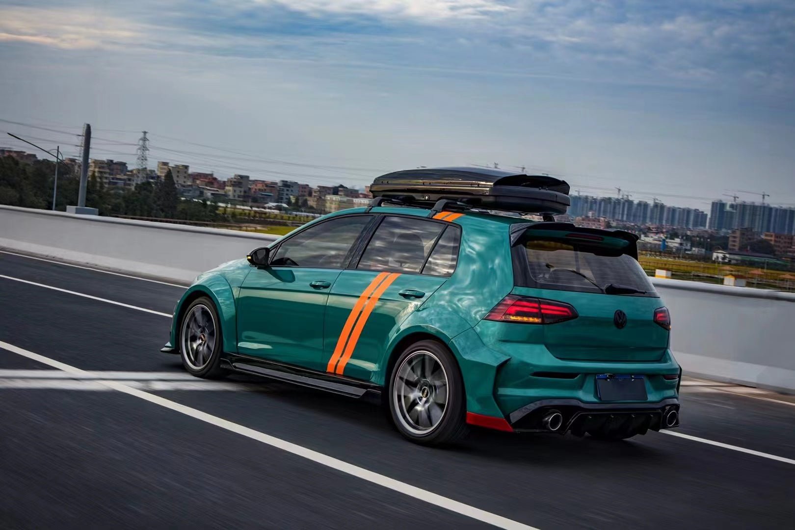 RBT Volkswagen GTI Golf MK7 MK7.5 Full FRP / Partial Carbon Widebody Kit Aftermarket Carbon Fiber Part / Bodykit - Robot Bodykits