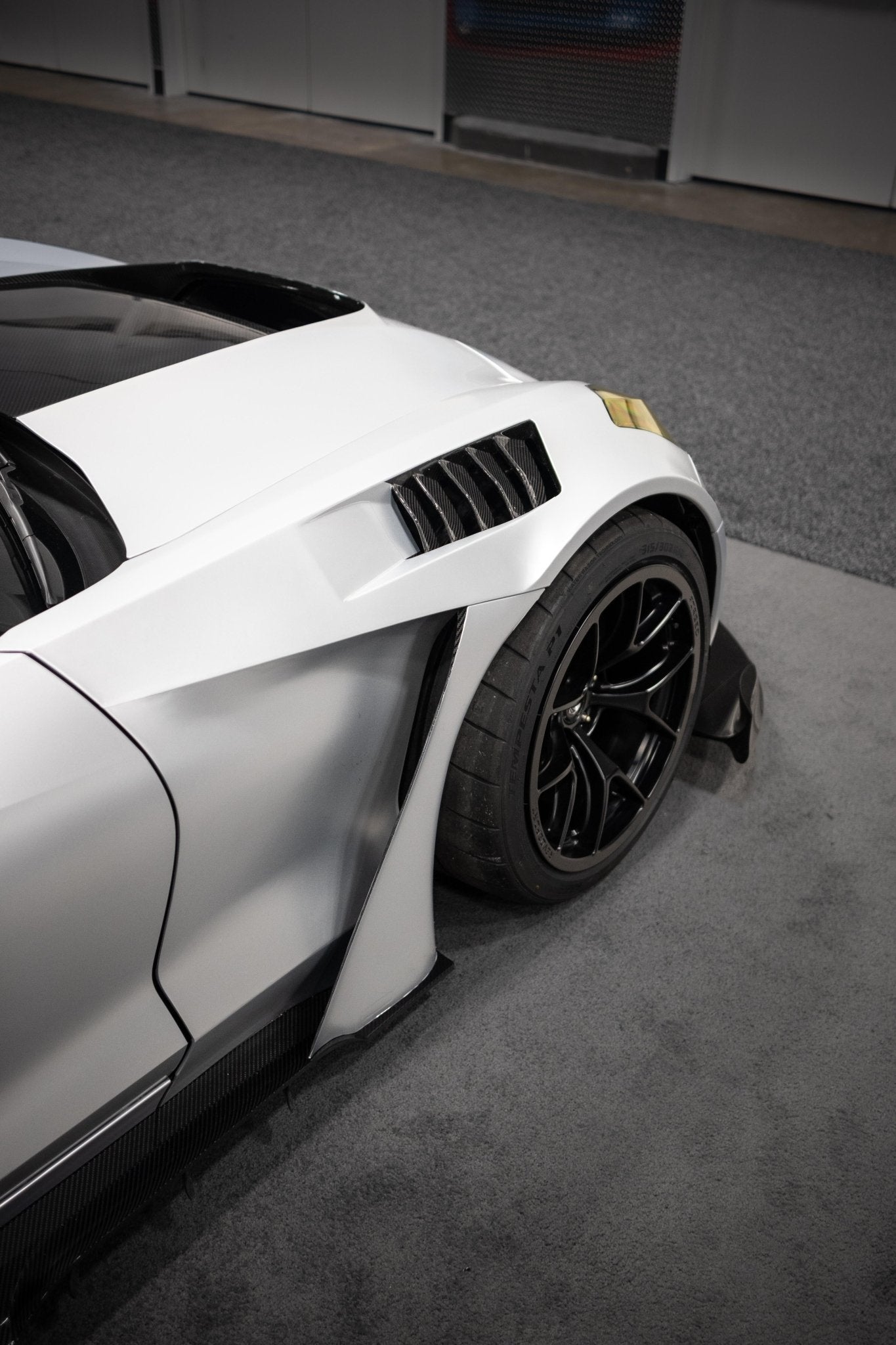 RevoZport C7 Corvette Full RACE Body Kit Aftermarket Carbon Fiber Part / Bodykit - Robot Bodykits