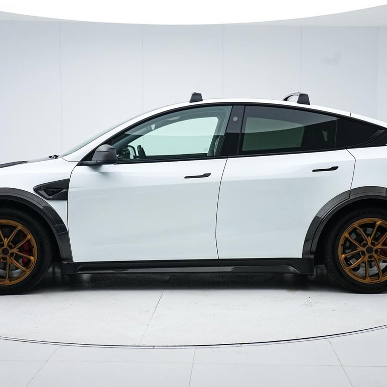 RevoZport Tesla Model Y Juniper 2024 (Gen 2) Full Carbon Wide Arch Body Kit Aftermarket Carbon Fiber Part / Bodykit - Robot Bodykits