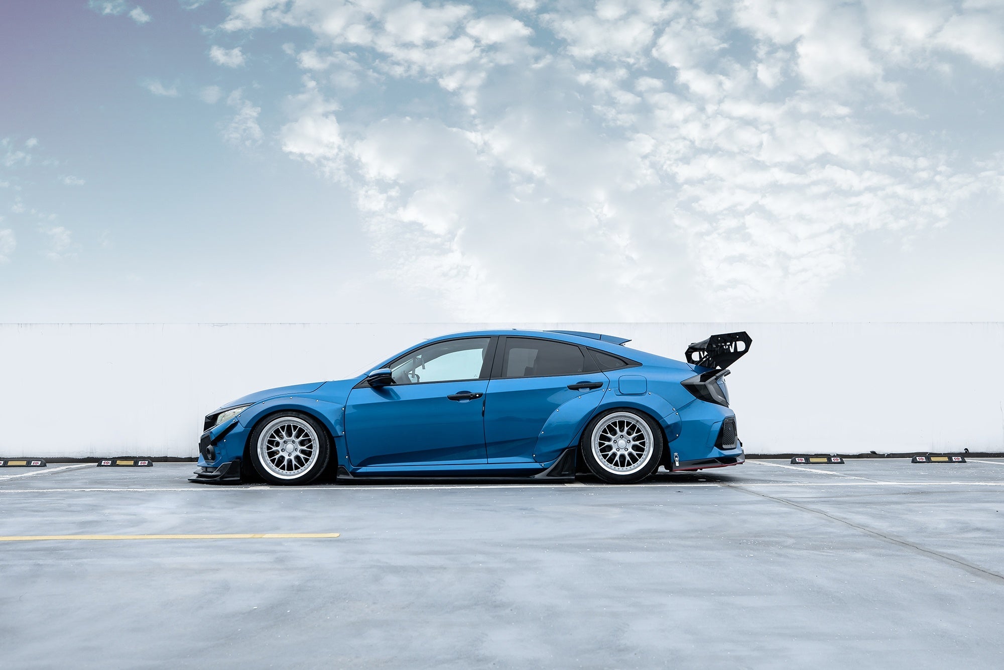 Robot 10th Gen Honda Civic SEDAN FRP Complete Widebody Kit Aftermarket Carbon Fiber Part / Bodykit - Robot Bodykits