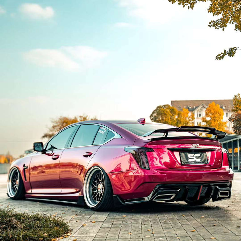 Robot Cadillac CT5 