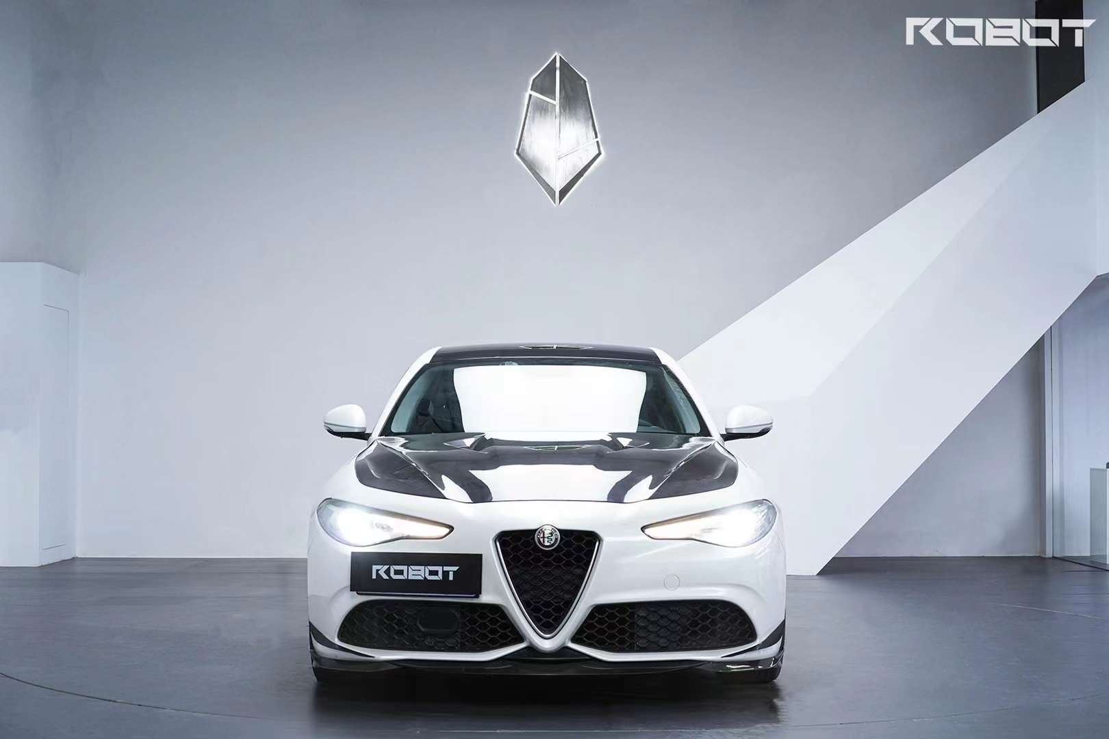 Robot Craftsman Alfa Romeo Giulia Lowline Bodykit (Hydrogai Series) - Base FRP kit Aftermarket Carbon Fiber Part / Bodykit - Robot Bodykits