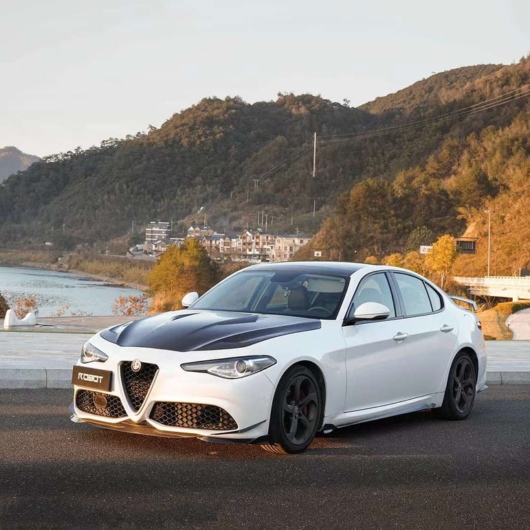 Robot Craftsman Alfa Romeo Giulia Lowline Bodykit (Hydrogai Series) - Base FRP kit Aftermarket Carbon Fiber Part / Bodykit - Robot Bodykits