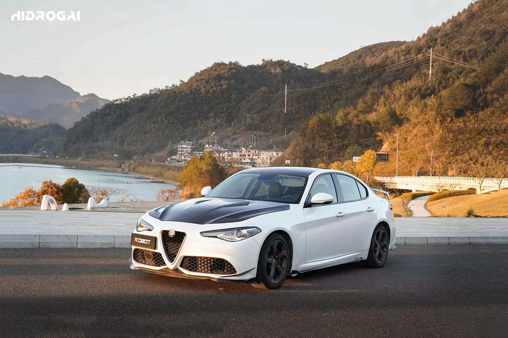 Robot Craftsman Alfa Romeo Giulia Lowline Bodykit (Hydrogai Series) - Base FRP kit Aftermarket Carbon Fiber Part / Bodykit - Robot Bodykits