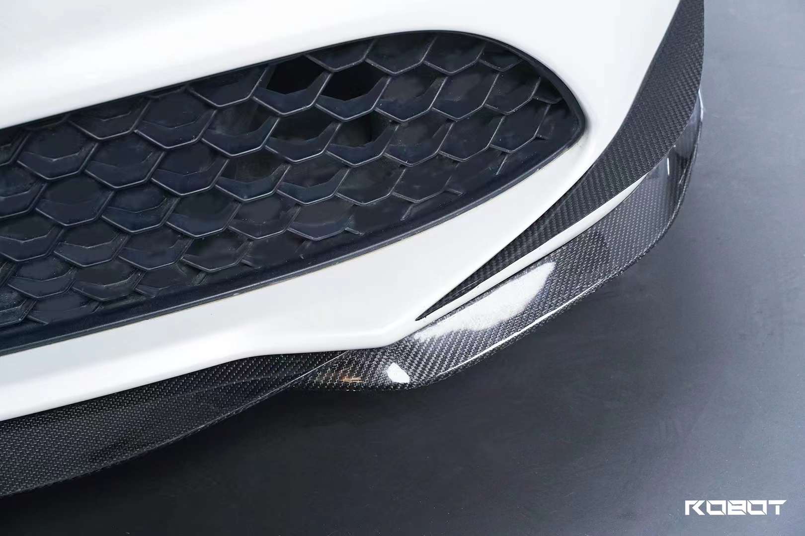 Robot Craftsman Alfa Romeo Giulia Lowline Bodykit (Hydrogai Series) - Base FRP kit Aftermarket Carbon Fiber Part / Bodykit - Robot Bodykits