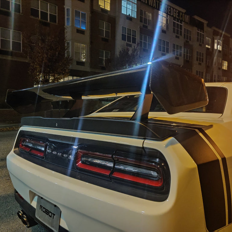 ROBOT CRAFTSMAN Carbon Fiber or FRP Swan Neck Hammer GT Wing For Dodge Challenger Scatpack RT Hellcat Aftermarket Carbon Fiber Part / Bodykit - Robot Bodykits