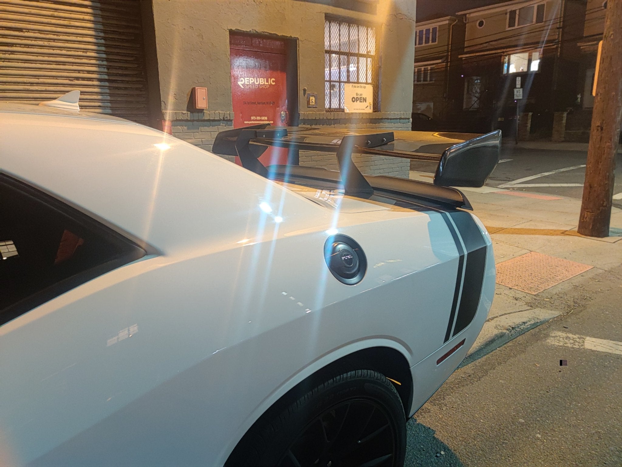 ROBOT CRAFTSMAN Carbon Fiber or FRP Swan Neck Hammer GT Wing For Dodge Challenger Scatpack RT Hellcat Aftermarket Carbon Fiber Part / Bodykit - Robot Bodykits