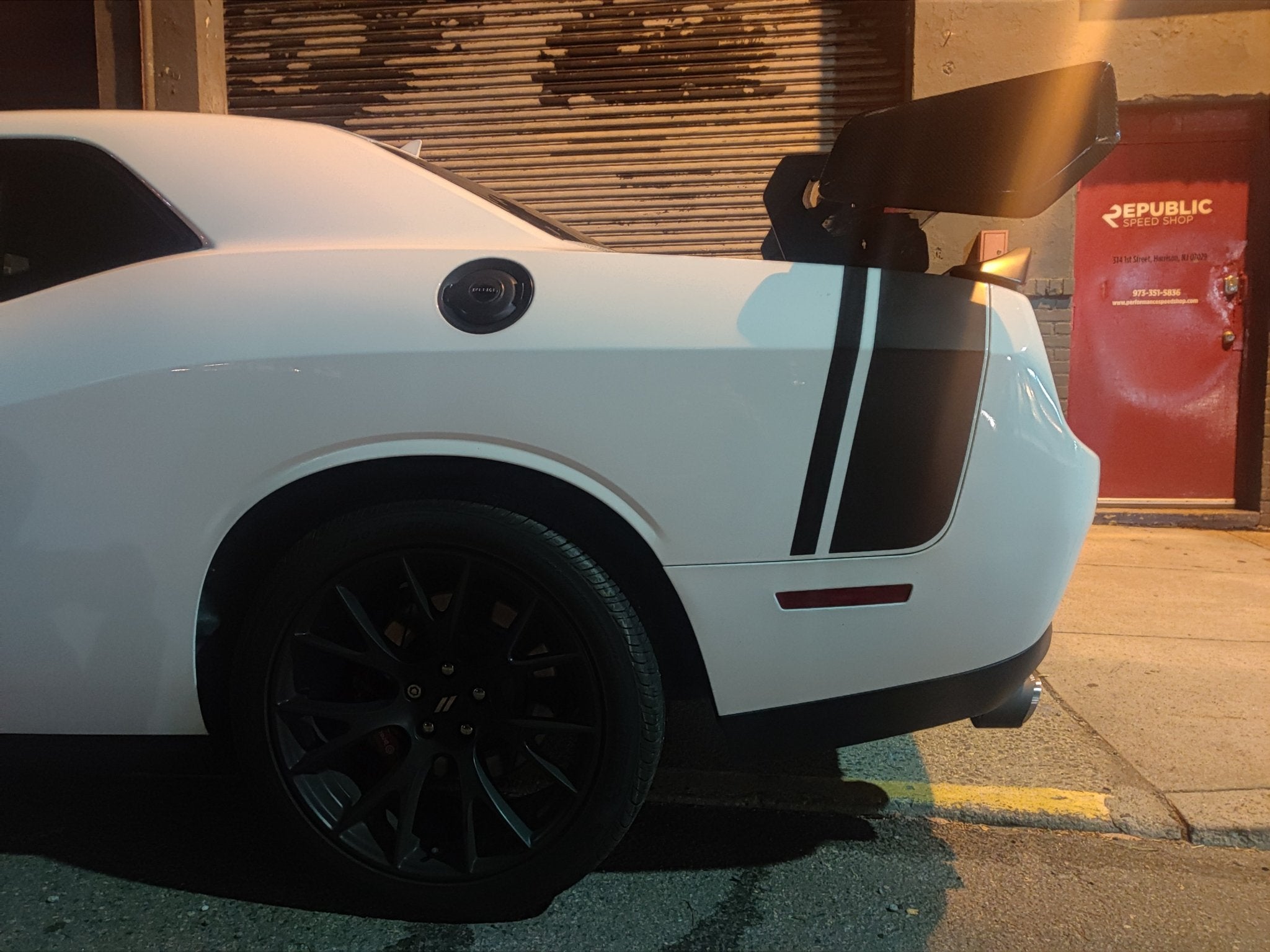ROBOT CRAFTSMAN Carbon Fiber or FRP Swan Neck Hammer GT Wing For Dodge Challenger Scatpack RT Hellcat Aftermarket Carbon Fiber Part / Bodykit - Robot Bodykits