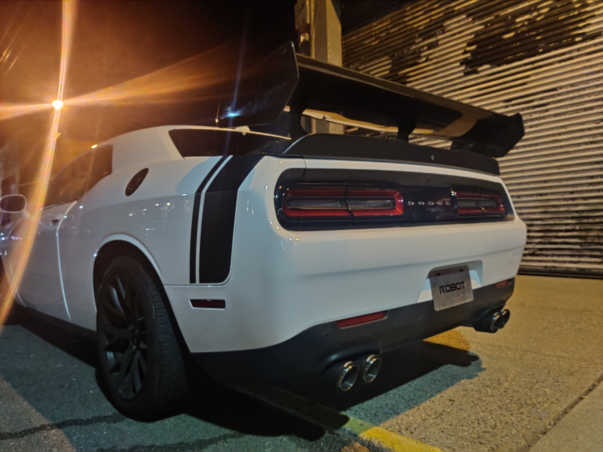 ROBOT CRAFTSMAN Carbon Fiber or FRP Swan Neck Hammer GT Wing For Dodge Challenger Scatpack RT Hellcat Aftermarket Carbon Fiber Part / Bodykit - Robot Bodykits