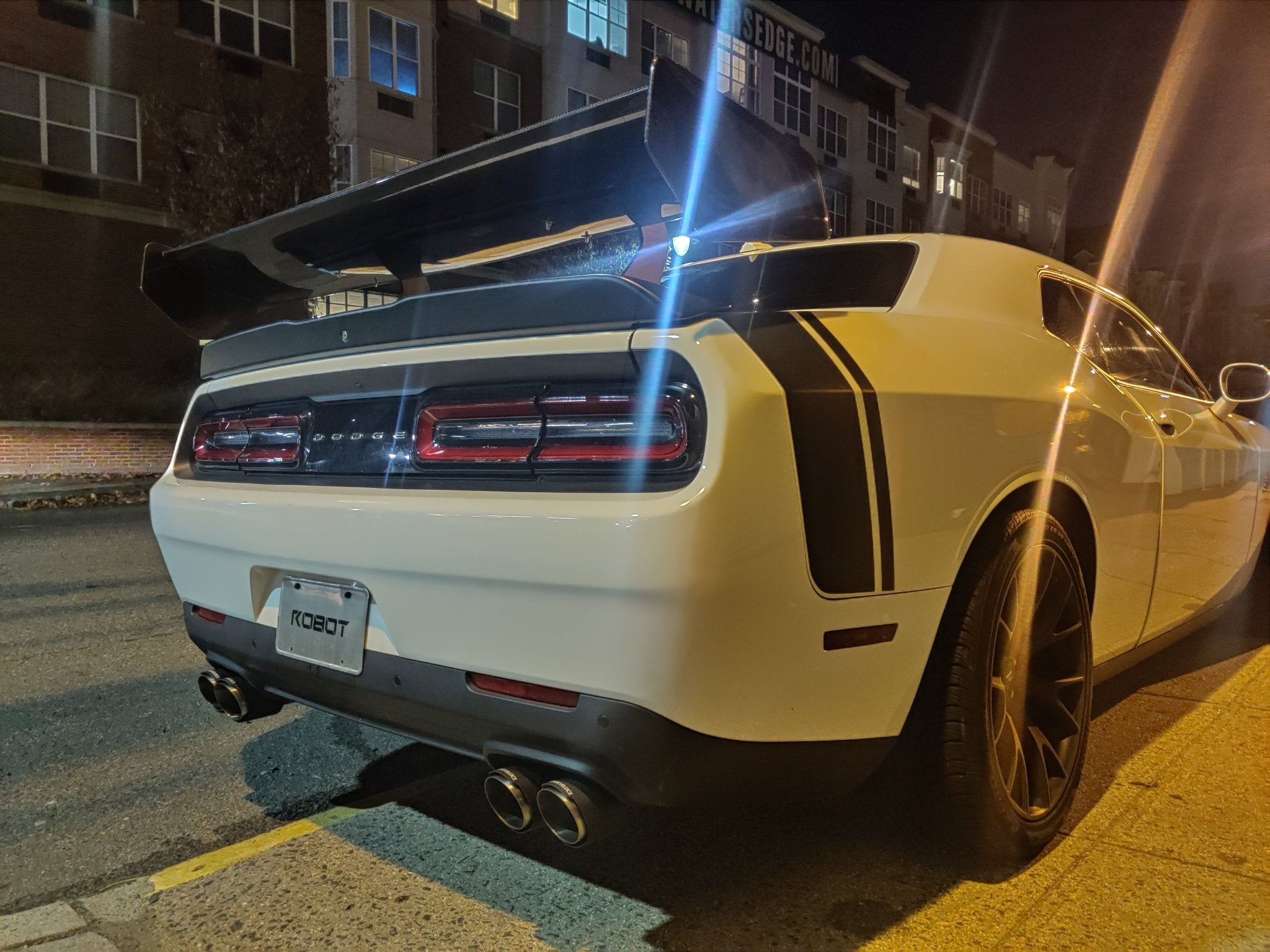 ROBOT CRAFTSMAN Carbon Fiber or FRP Swan Neck Hammer GT Wing For Dodge Challenger Scatpack RT Hellcat Aftermarket Carbon Fiber Part / Bodykit - Robot Bodykits