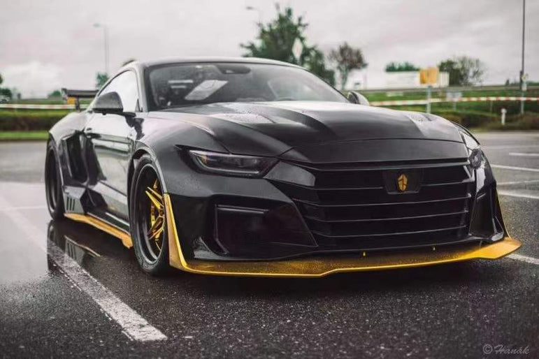 Robot Craftsman Ford Mustang Dawn Widebody Kit 2015 - 2023 Aftermarket Carbon Fiber Part / Bodykit - Robot Bodykits