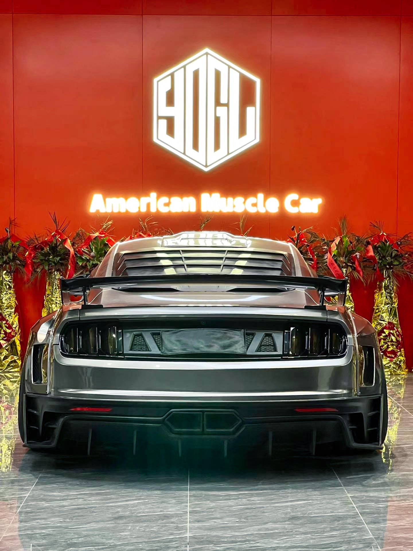 Robot Craftsman Ford Mustang Dusk Rear Window Covers Aftermarket Carbon Fiber Part / Bodykit - Robot Bodykits