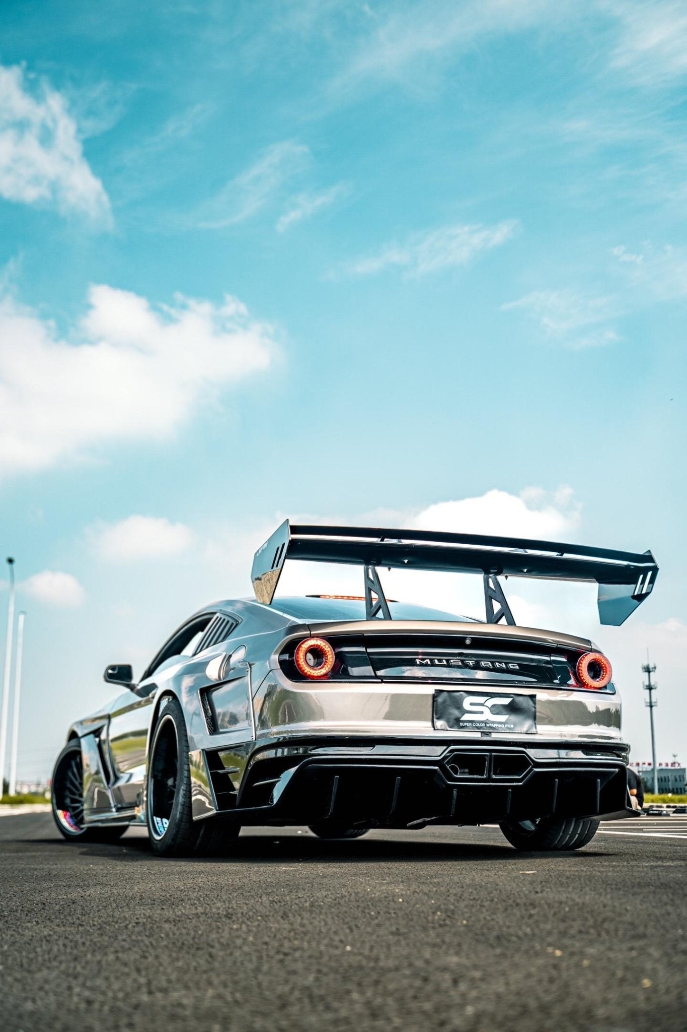 Robot Craftsman Ford Mustang Dusk Widebody Kit 2015-2023 Aftermarket Carbon Fiber Part / Bodykit - Robot Bodykits