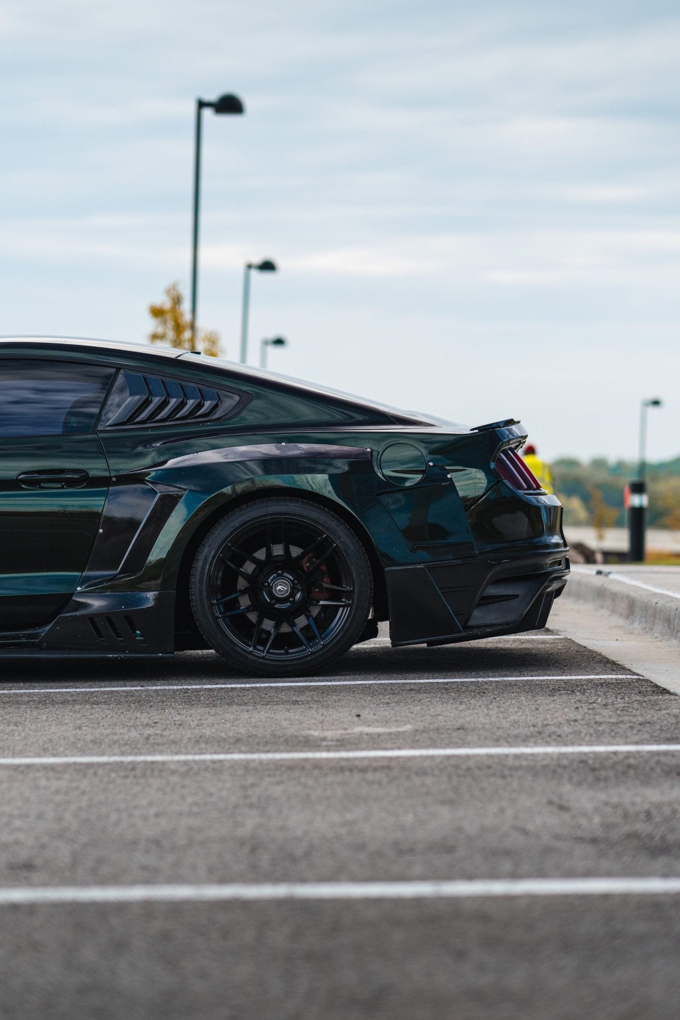 Robot Craftsman Ford Mustang Dusk Widebody Kit 2015-2023 Aftermarket Carbon Fiber Part / Bodykit - Robot Bodykits