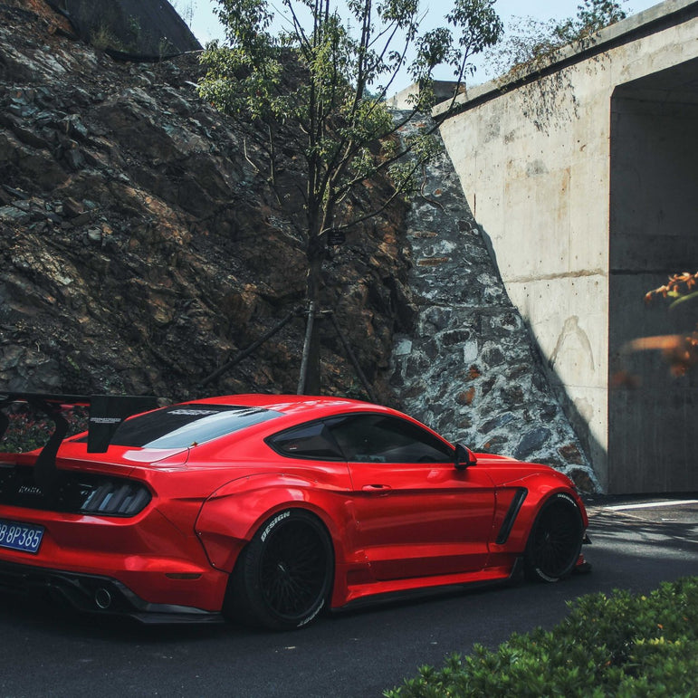 Robot Craftsman Ford Mustang V2 Fibre Glass Reinforced Plastic Complete Body Kit 2015-2023 Aftermarket Carbon Fiber Part / Bodykit - Robot Bodykits