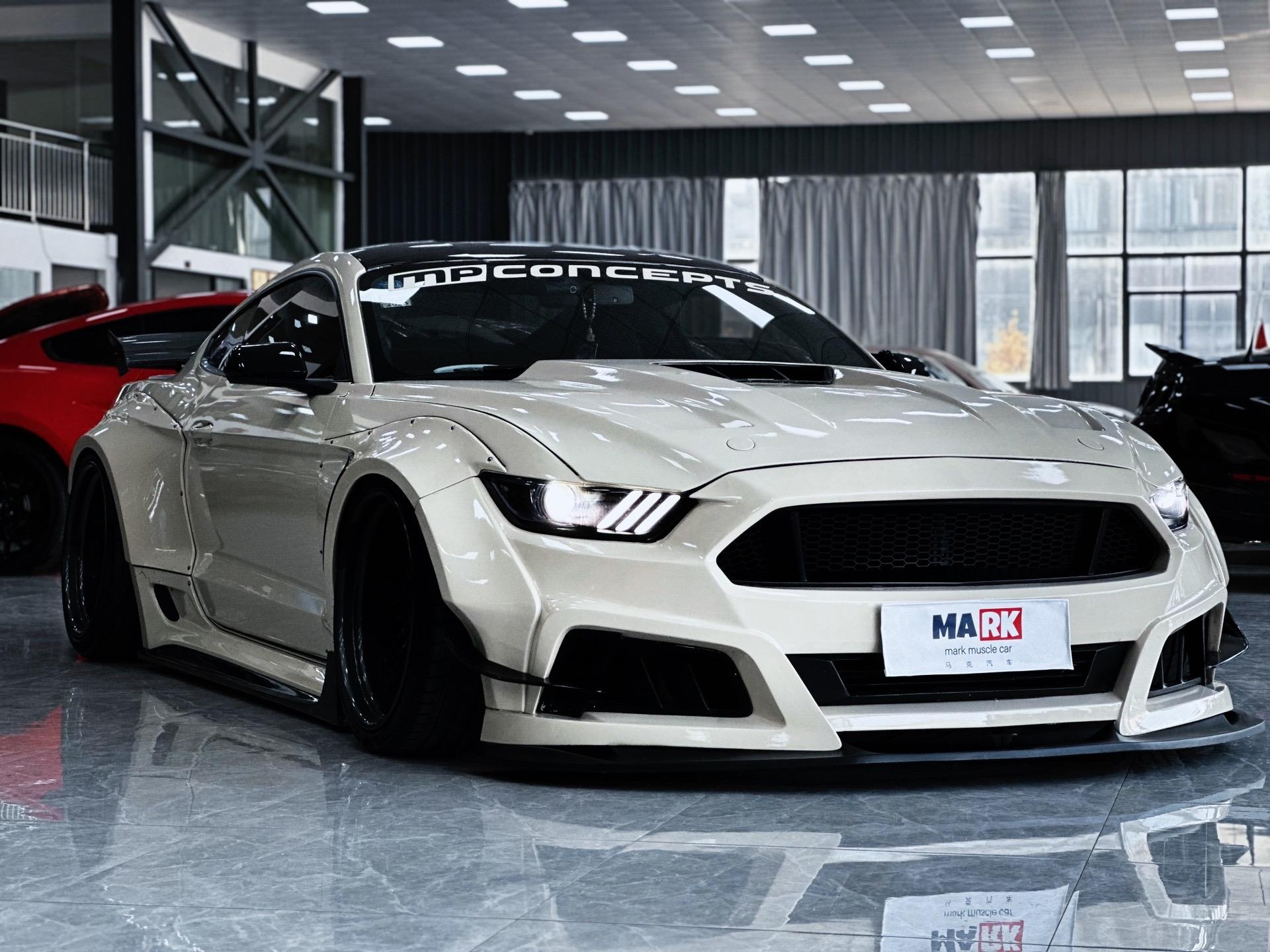 Robot Craftsman Ford Mustang V2 Fibre Glass Reinforced Plastic Complete Body Kit 2015 - 2023 Aftermarket Carbon Fiber Part / Bodykit - Robot Bodykits