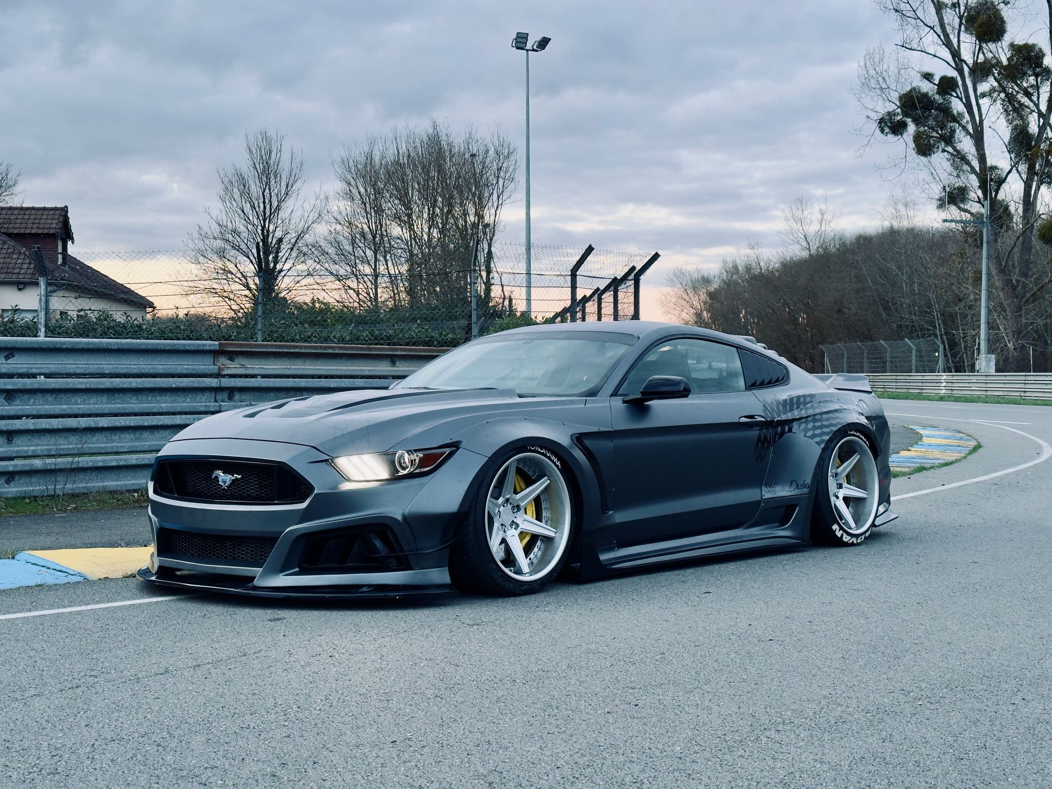 Robot Craftsman Ford Mustang V2 Fibre Glass Reinforced Plastic Complete Body Kit 2015-2023 Aftermarket Carbon Fiber Part / Bodykit - Robot Bodykits
