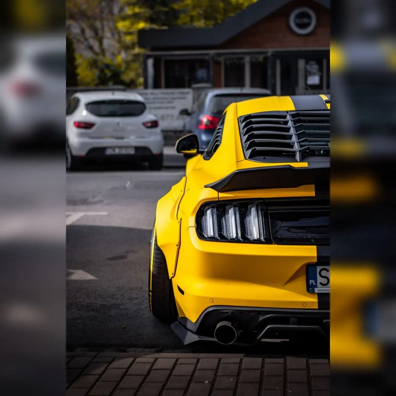 Robot Craftsman Ford Mustang V2 Rear Diffuser (S550.1) Aftermarket Carbon Fiber Part / Bodykit - Robot Bodykits