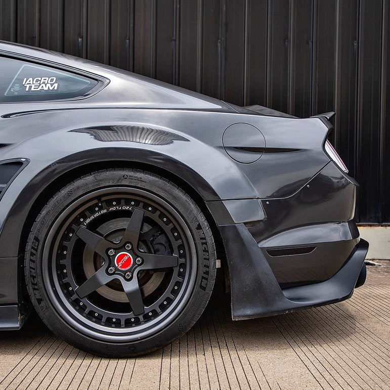 Robot Craftsman Ford Mustang V3 Widebody Kit 2015 - 2023 Aftermarket Carbon Fiber Part / Bodykit - Robot Bodykits