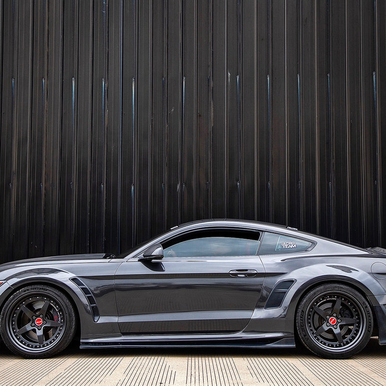 Robot Craftsman Ford Mustang V3 Widebody Kit 2015-2023 Aftermarket Carbon Fiber Part / Bodykit - Robot Bodykits