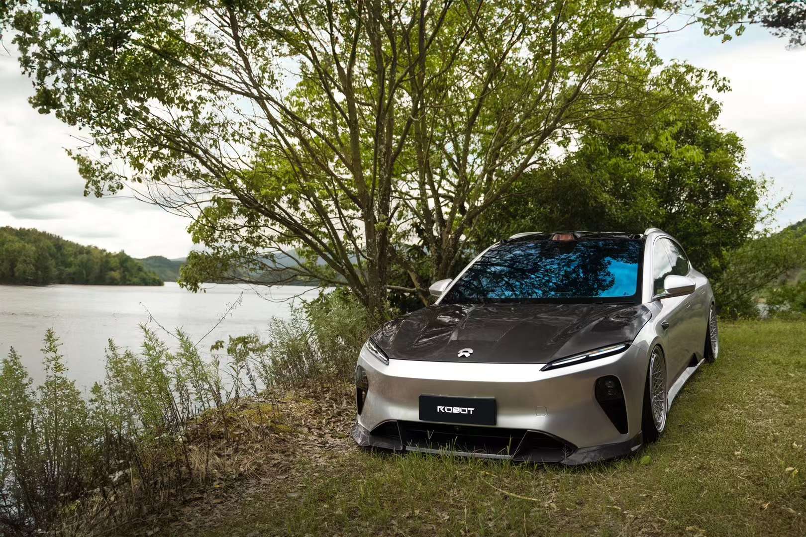 Robot Craftsman NIO ET5/ET5t Lowline Bodykit (Hydrogai Series) - NIO ET5/ET5t (NT 2.0 / Pre - Facelift) Aftermarket Carbon Fiber Part / Bodykit - Robot Bodykits