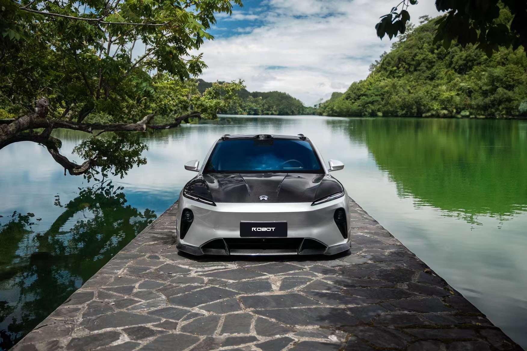 Robot Craftsman NIO ET5/ET5t Lowline Bodykit (Hydrogai Series) - NIO ET5/ET5t (NT 2.0 / Pre - Facelift) Aftermarket Carbon Fiber Part / Bodykit - Robot Bodykits