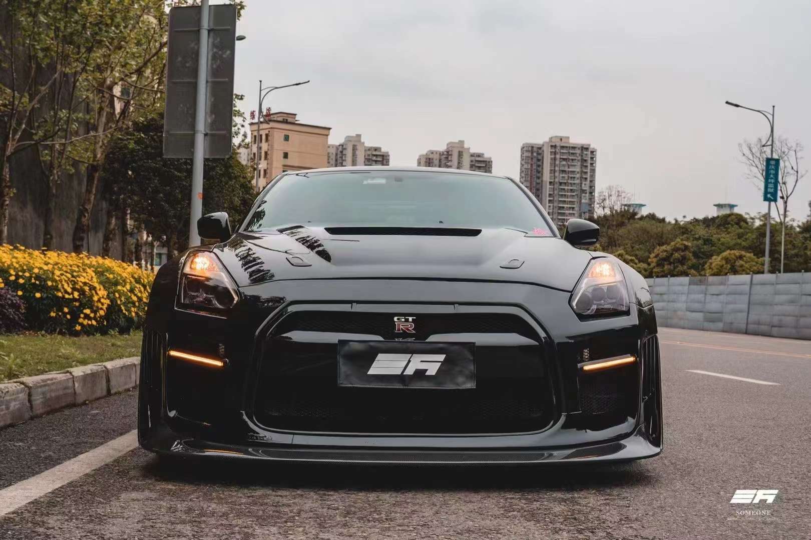 Robot Craftsman Nissan GTR Body Kit (R35) Fibre Glass Reinforced Plastic Complete Body Kit (FRP) Aftermarket Carbon Fiber Part / Bodykit - Robot Bodykits