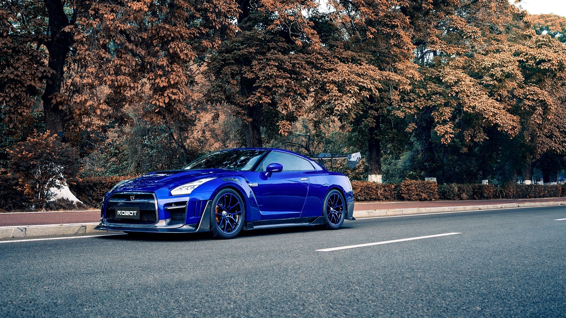 Robot Craftsman Nissan GTR Body Kit (R35) Fibre Glass Reinforced Plastic Complete Body Kit (FRP) Aftermarket Carbon Fiber Part / Bodykit - Robot Bodykits