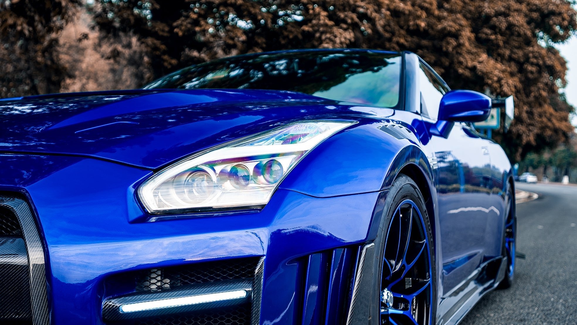 Robot Craftsman Nissan GTR Body Kit (R35) Fibre Glass Reinforced Plastic Complete Body Kit (FRP) Aftermarket Carbon Fiber Part / Bodykit - Robot Bodykits