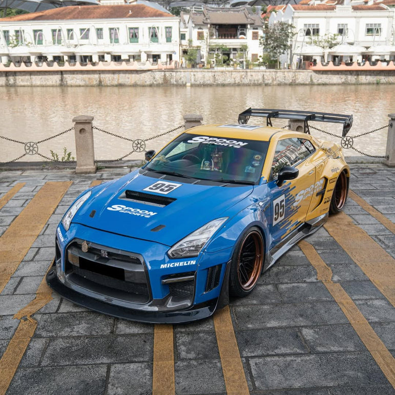 Robot Craftsman Nissan GTR Body Kit R35 WIDEBODY Fibre Glass Reinforced Plastic Complete Body Kit (FRP) Aftermarket Carbon Fiber Part / Bodykit - Robot Bodykits