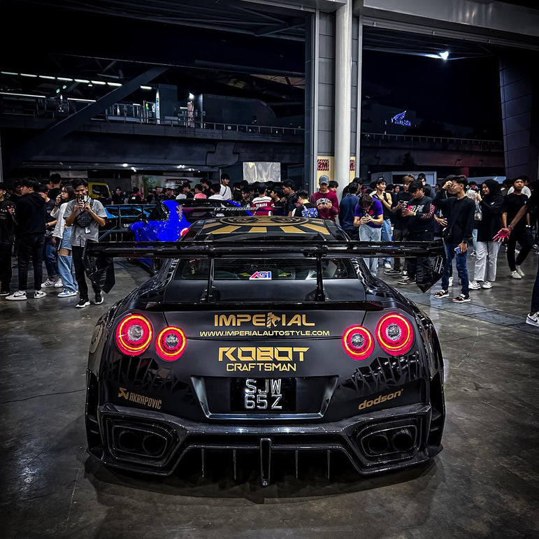 Robot Craftsman Nissan GTR Body Kit R35 WIDEBODY Fibre Glass Reinforced Plastic Complete Body Kit (FRP) Aftermarket Carbon Fiber Part / Bodykit - Robot Bodykits