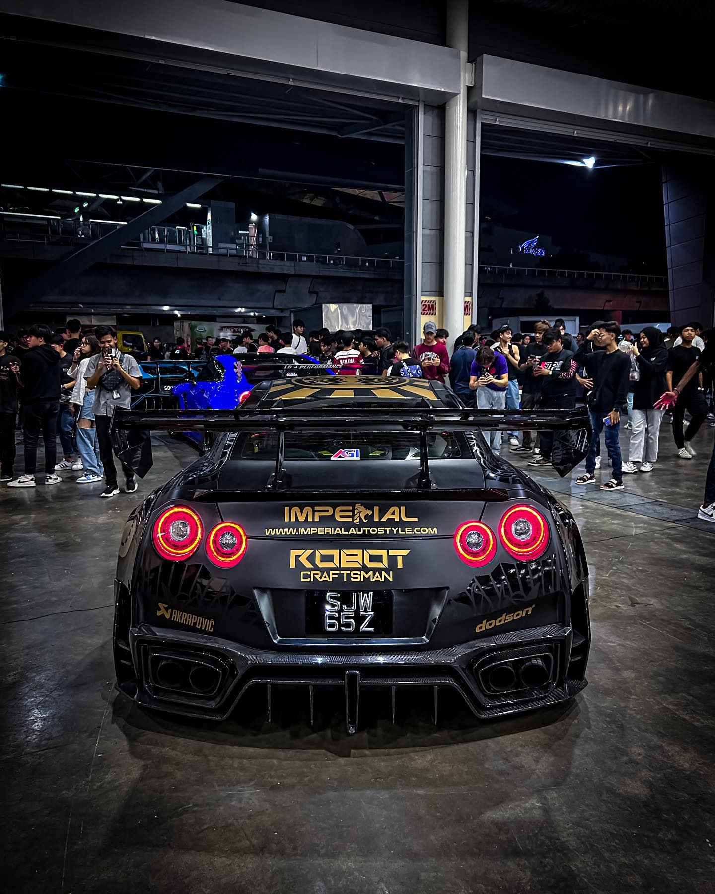 Robot Craftsman Nissan GTR Body Kit R35 WIDEBODY Fibre Glass Reinforced Plastic Complete Body Kit (FRP) Aftermarket Carbon Fiber Part / Bodykit - Robot Bodykits