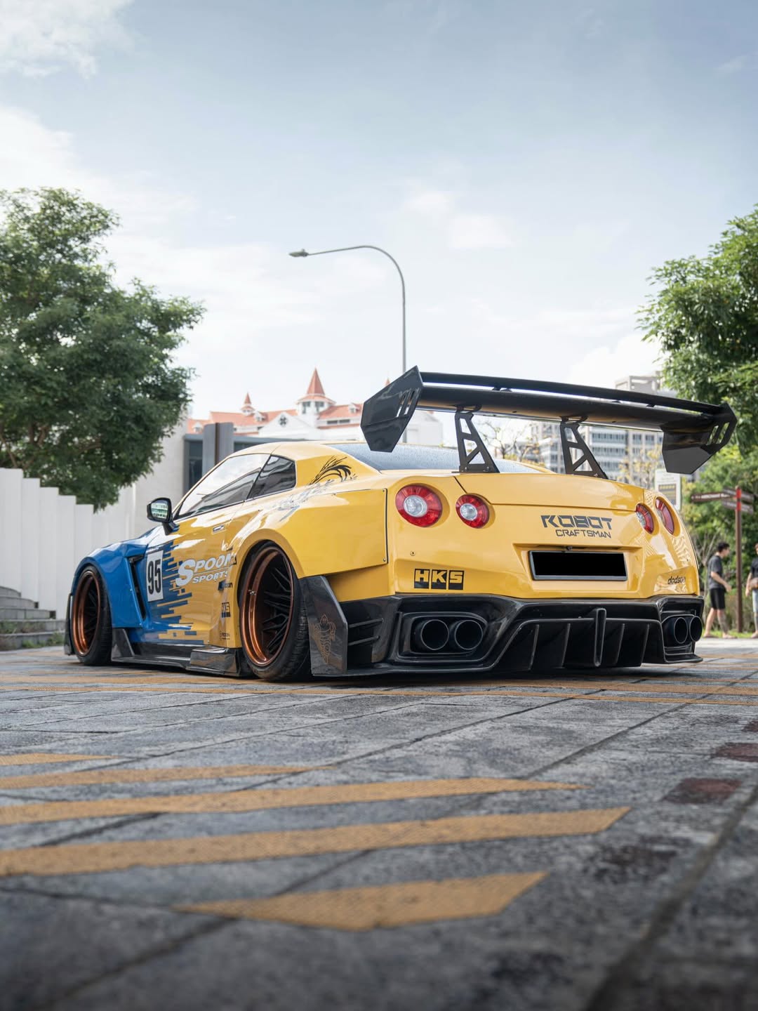 Robot Craftsman Nissan GTR Body Kit R35 WIDEBODY Fibre Glass Reinforced Plastic Complete Body Kit (FRP) Aftermarket Carbon Fiber Part / Bodykit - Robot Bodykits
