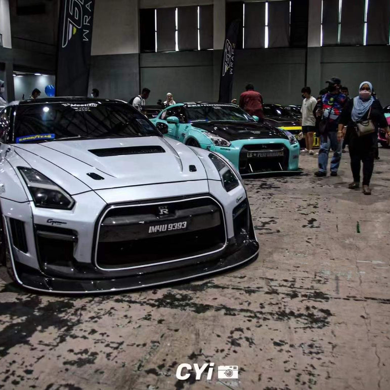Robot Craftsman Nissan GTR Body Kit R35 WIDEBODY Fibre Glass Reinforced Plastic Complete Body Kit (FRP) Aftermarket Carbon Fiber Part / Bodykit - Robot Bodykits