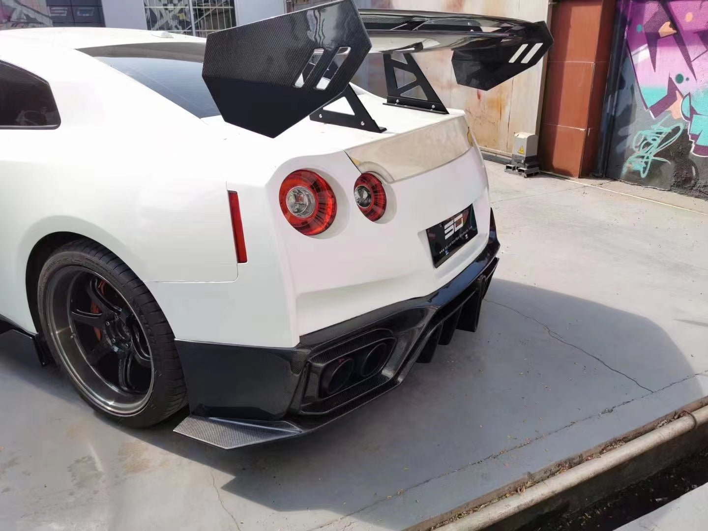 Robot Craftsman Nissan GTR Narrowbody R35 Rear Diffuser Aftermarket Carbon Fiber Part / Bodykit - Robot Bodykits