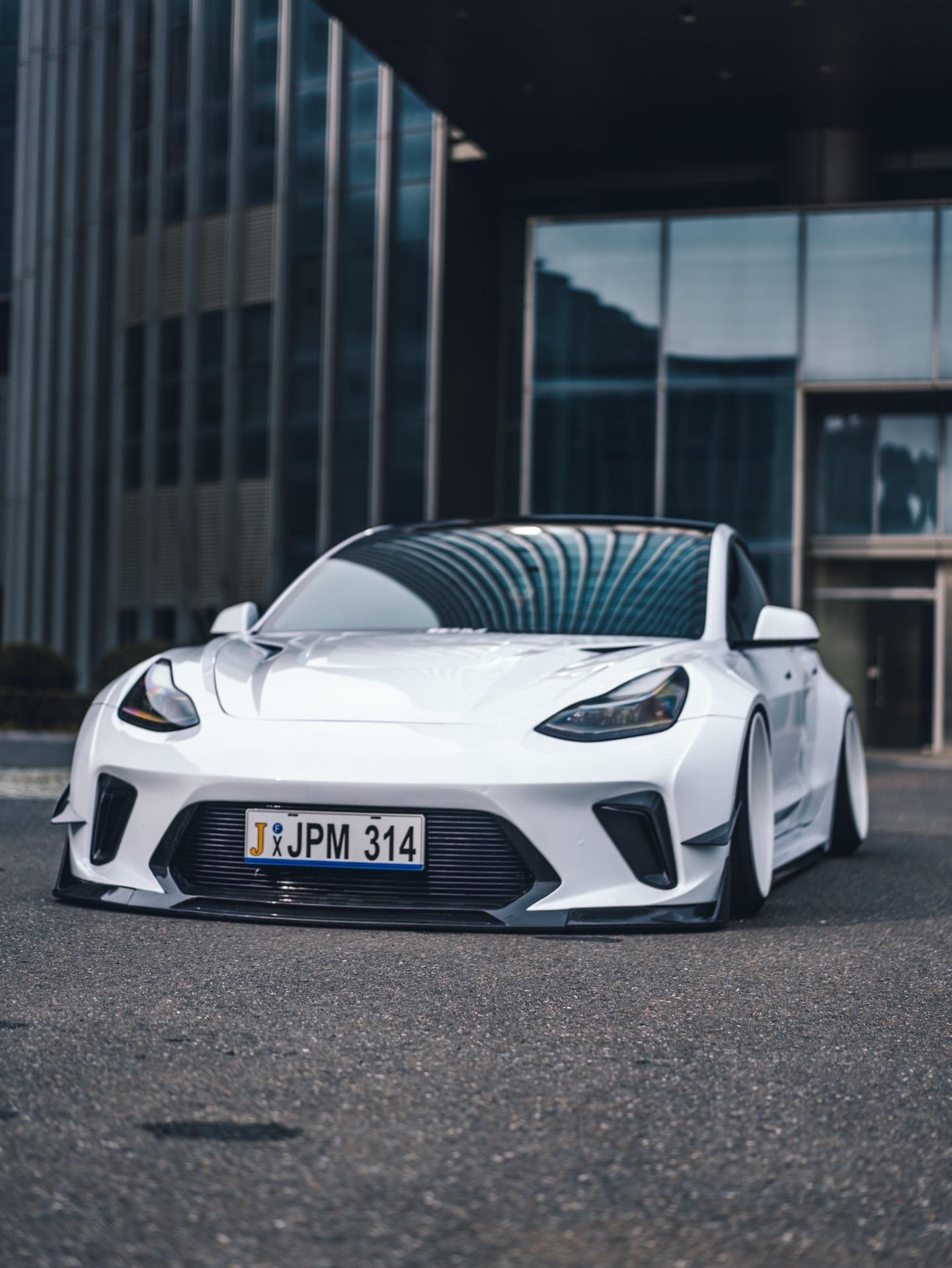Robot Craftsman Tesla Model 3 2017-2023 “HACKER” Widebody FRP & Partial Carbon Full Kit Aftermarket Carbon Fiber Part / Bodykit - Robot Bodykits
