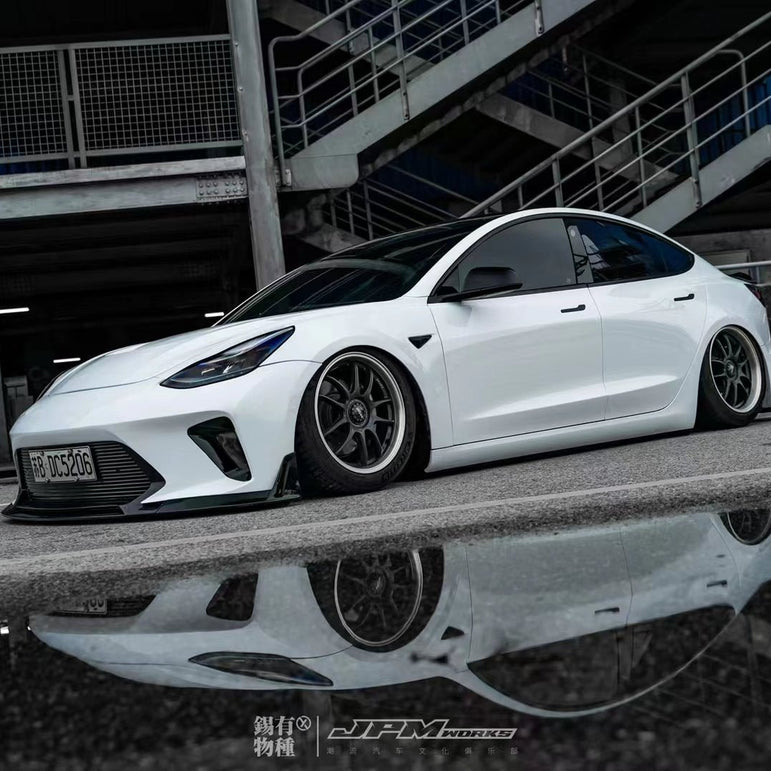 Robot Craftsman Tesla Model 3 “HACKER” Front Bumper & Front Lip (2017–2023 pre - facelift) Aftermarket Carbon Fiber Part / Bodykit - Robot Bodykits