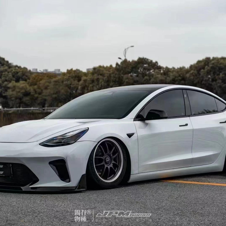 Robot Craftsman Tesla Model 3 “HACKER” Front Bumper & Front Lip (2017–2023 pre - facelift) Aftermarket Carbon Fiber Part / Bodykit - Robot Bodykits
