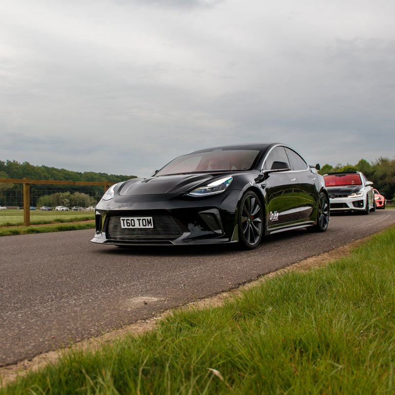 Robot Craftsman Tesla Model 3 “HACKER” Narrowbody Fibre Glass Reinforced Plastic Complete Body Kit (FRP) Aftermarket Carbon Fiber Part / Bodykit - Robot Bodykits