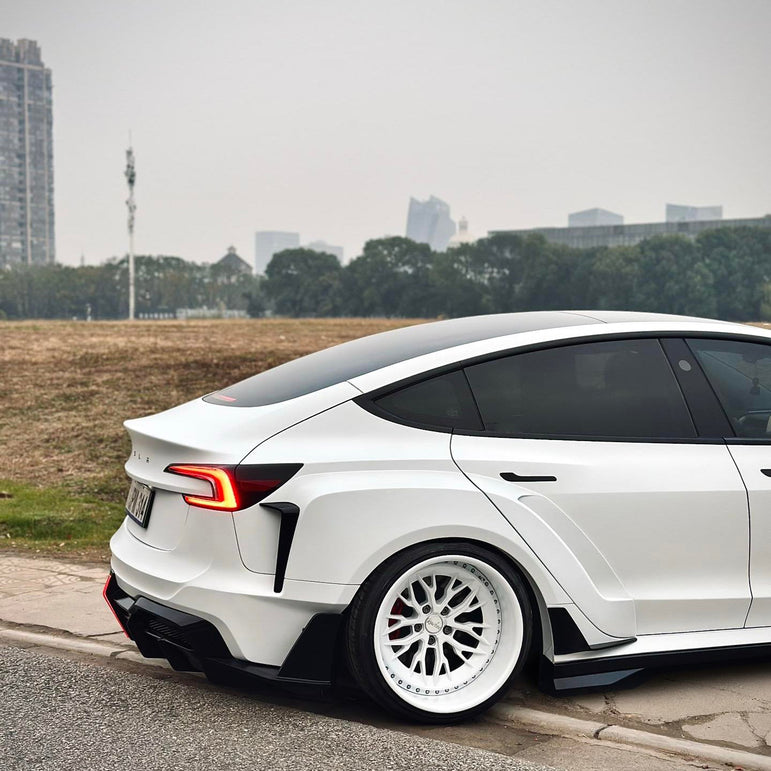 Robot Craftsman Tesla Model 3 Highland 2024+ “HACKER” Widebody FRP & Partial Carbon Full Kit Aftermarket Carbon Fiber Part / Bodykit - Robot Bodykits