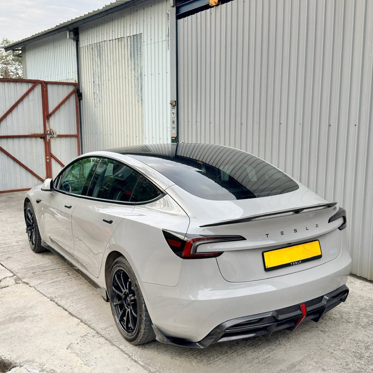 Robot Craftsman Tesla Model 3 Highland Lowline Bodykit (Hydrogai Series) SR & LR Aftermarket Carbon Fiber Part / Bodykit - Robot Bodykits