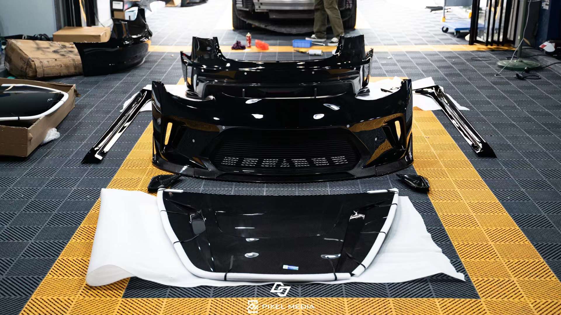 Robot Craftsman Tesla Model 3 Model Y “HACKER” Hood / Bonnet Aftermarket Carbon Fiber Part / Bodykit - Robot Bodykits