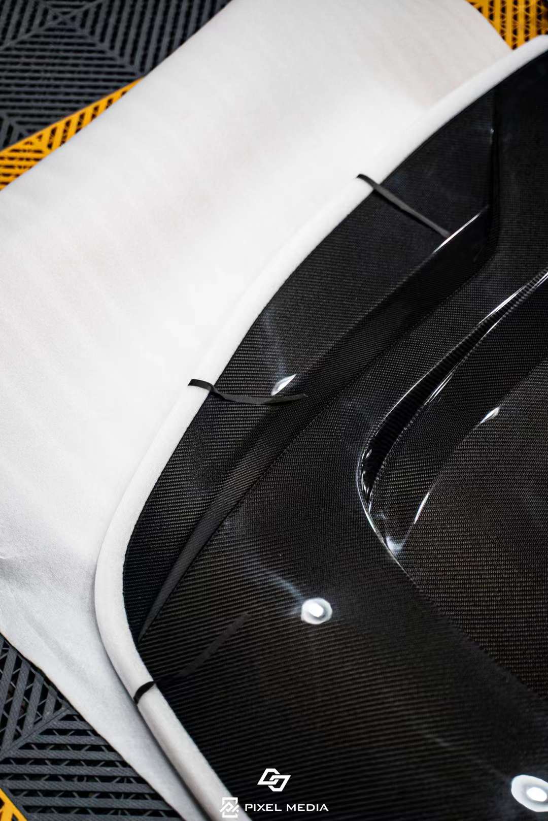 Robot Craftsman Tesla Model 3 Model Y “HACKER” Hood / Bonnet Aftermarket Carbon Fiber Part / Bodykit - Robot Bodykits