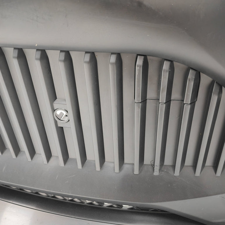 Robot Craftsman Tesla Model Y Starship Polypropylene Front Bumper Aftermarket Carbon Fiber Part / Bodykit - Robot Bodykits